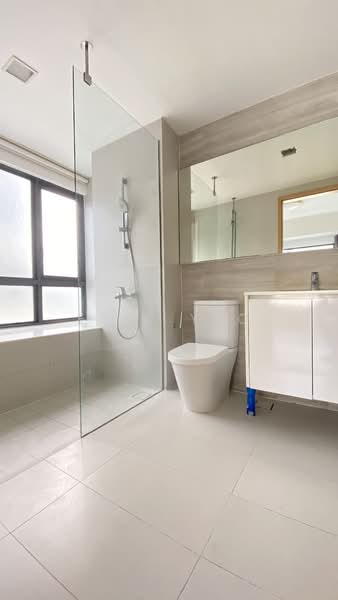 NV Residences, 95 Pasir Ris Grove, 2 Bedrooms, 904 sqft, Condominium For Rent, by Eric Yeo, 500066634 - Bathroom - PropertyGuru.com.sg