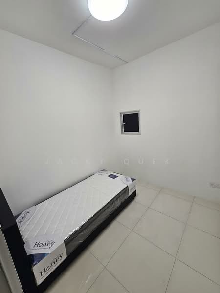 Fernwood Towers, 28 Fernwood Terrace, Room Rental, 80 sqft, Condominium For Rent, by Jacky Quek, 500066639 - PropertyGuru.com.sg