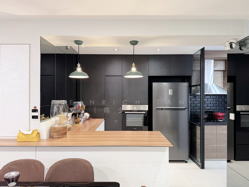 308A Punggol Walk HDB Flat For Sale at S$ 949,888 | PropertyGuru Singapore - Kitchen