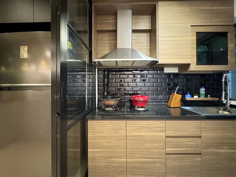 308A Punggol Walk HDB Flat For Sale at S$ 949,888 | PropertyGuru Singapore - Wet Kitchen