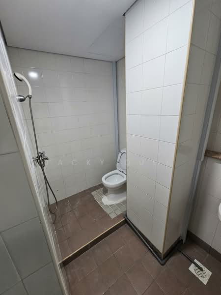 Fernwood Towers, 28 Fernwood Terrace, Room Rental, 100 sqft, Condominium For Rent, by Jacky Quek, 500066645 - PropertyGuru.com.sg