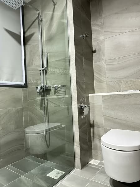 The Poiz Residences Condominium For Sale at S$ 1,068,000 | PropertyGuru Singapore - Bathroom