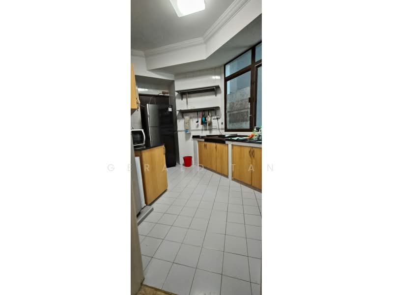 Parc Oasis, 35 Jurong East Avenue 1, Room Rental, 120 sqft, Condominium For Rent, by Gerald Tan, 500066656 - Kitchen - PropertyGuru.com.sg
