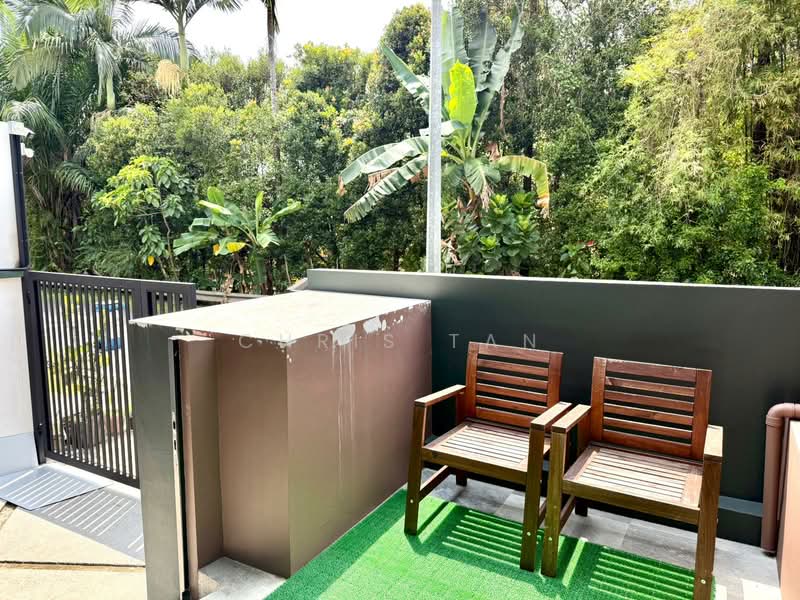 Sembawang Hills Estate, Jalan Batai, 1 Bedroom, 600 sqft, Terraced House For Rent, by Chris Tan, 500066659 - Exterior - PropertyGuru.com.sg