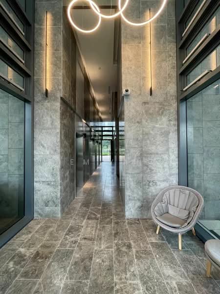 Twin VEW, 91 West Coast Vale, 1 Bedroom, 484 sqft, Condominium For Rent, by Jem Yang, 500066662 - Corridor - PropertyGuru.com.sg