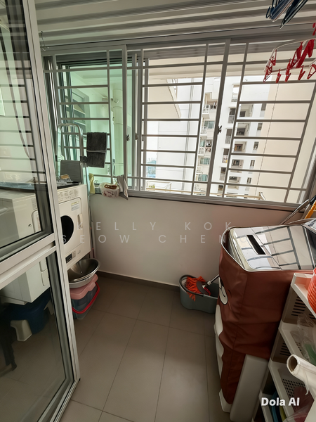 469A Yishun Street 43 HDB Flat For Sale at S$ 600,000 | PropertyGuru Singapore - Balcony