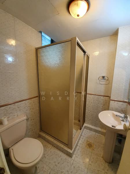 Chancery Grove, 25 Chancery Lane, 4 Bedrooms, 2,013 sqft, Cluster House For Rent, by Wisdom Darryl, 500066670 - Bathroom - PropertyGuru.com.sg
