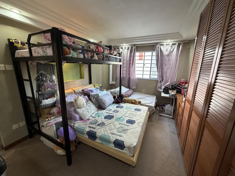 103 Jurong East Street 13 HDB Flat For Sale at S$ 718,000 | PropertyGuru Singapore - Bedroom