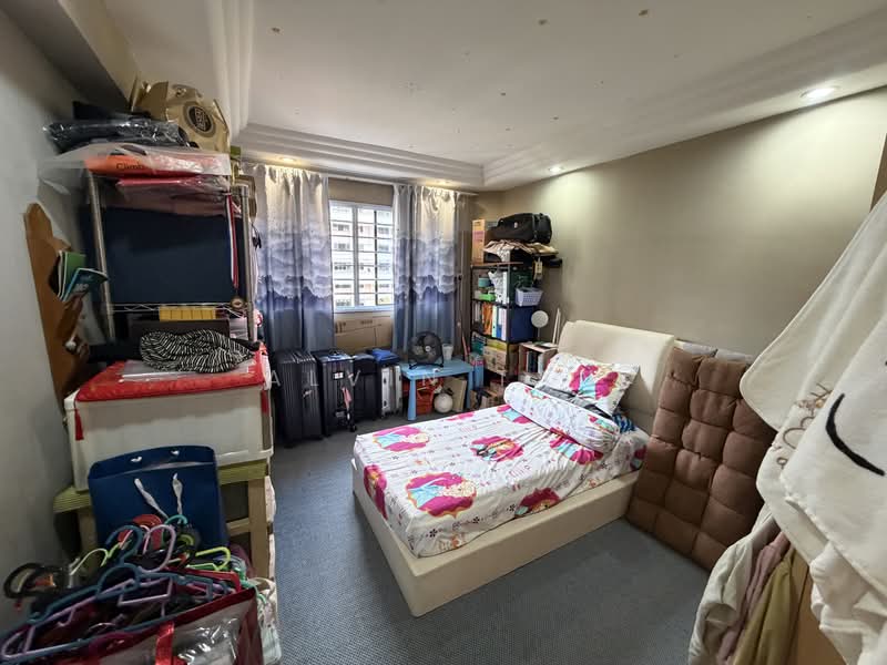 103 Jurong East Street 13 HDB Flat For Sale at S$ 718,000 | PropertyGuru Singapore - Bedroom