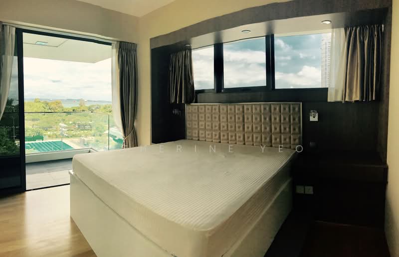 Master Bedroom King size bed