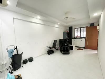 For Sale - 403 Hougang Avenue 10