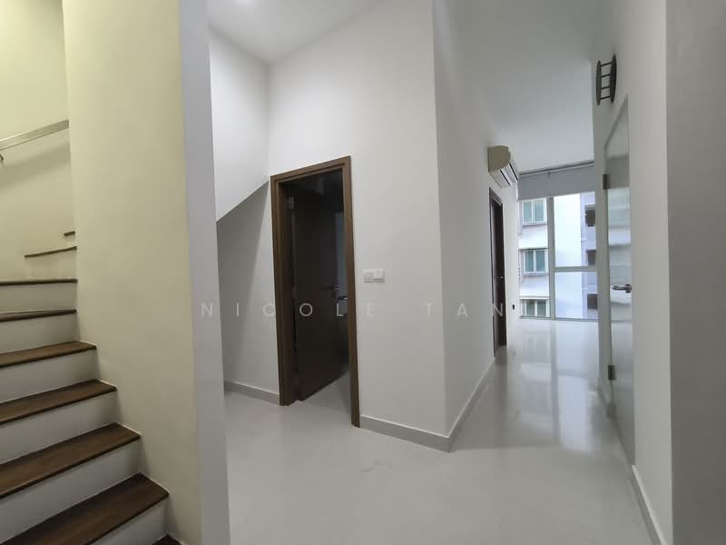 Loft @ Nathan Condominium For Sale at S$ 1,608,888 | PropertyGuru Singapore - Entrance