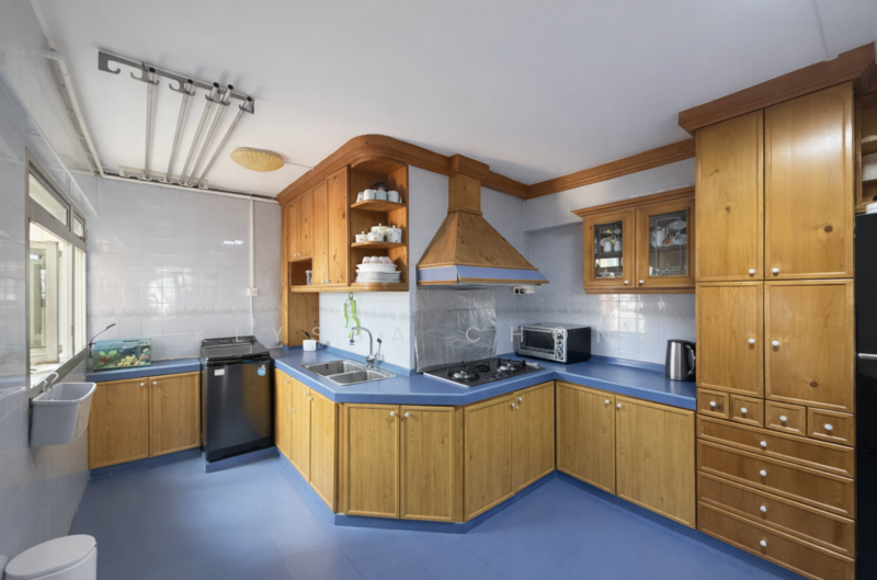 285 Bishan Street 22 HDB Flat For Sale at S$ 925,000 | PropertyGuru Singapore - Kitchen