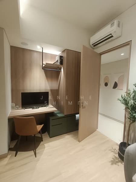 Mber, , Room Rental, 150 sqft, Apartment For Rent, by Jane He Shimin, 500066742 - Study - PropertyGuru.com.sg