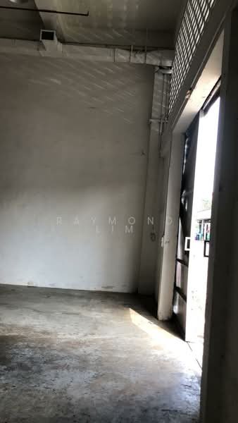Da Jin Factory Building, 362 Upper Paya Lebar Road, 1,507 sqft, Light Industrial (B1) For Sale, by Raymond Lim, 500066744 - Interior - CommercialGuru.com.sg