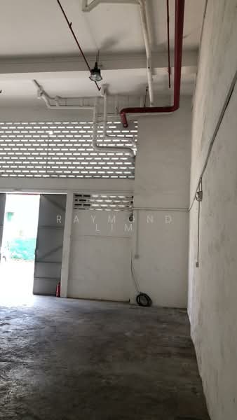 Da Jin Factory Building, 362 Upper Paya Lebar Road, 1,507 sqft, Light Industrial (B1) For Sale, by Raymond Lim, 500066744 - Interior - CommercialGuru.com.sg