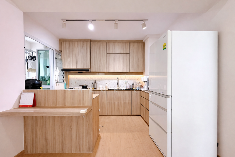 256B Sumang Walk HDB Flat For Sale at S$ 738,000 | PropertyGuru Singapore - Kitchen