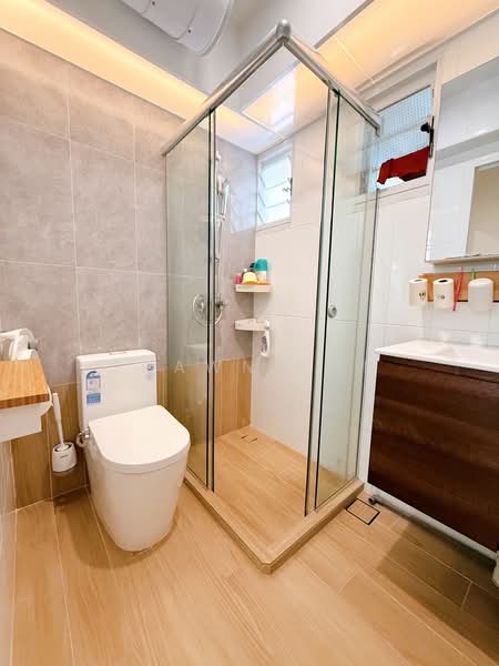 256B Sumang Walk HDB Flat For Sale at S$ 738,000 | PropertyGuru Singapore - Bathroom