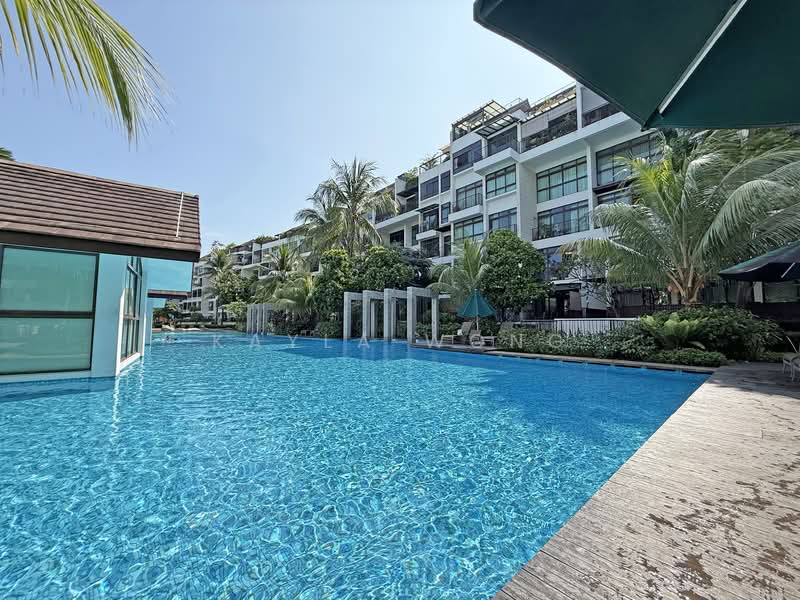 Varsity Park Condominium Condominium For Sale at S$ 2,490,000 | PropertyGuru Singapore - Pool