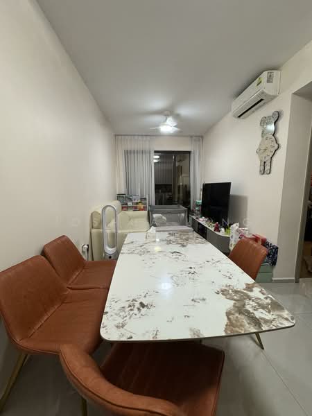 Dairy Farm Residences, 6 Dairy Farm Lane, 3 Bedrooms, 936 sqft, Condominium For Sale, by Joshua Leng (龙主阳), 500066768 - Living Room - PropertyGuru.com.sg