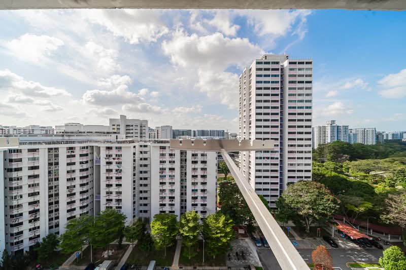 524 Jurong West Street 52 HDB Flat For Sale at S$ 499,999 | PropertyGuru Singapore - Exterior