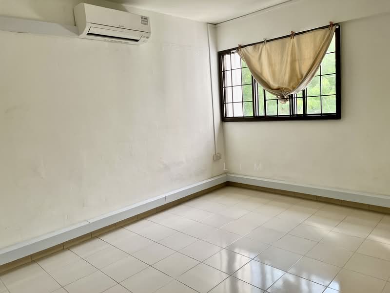 5 Delta Avenue HDB Flat For Sale at S$ 808,000 | PropertyGuru Singapore - Bedroom 3
