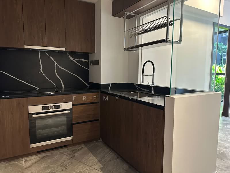 The Commodore Condominium For Sale at S$ 1,380,000 | PropertyGuru Singapore - Kitchen