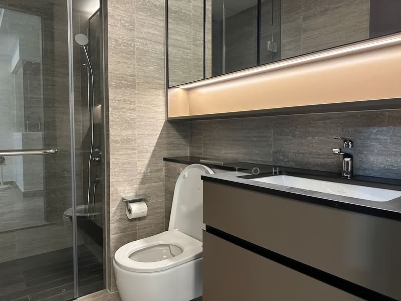 The Commodore Condominium For Sale at S$ 1,380,000 | PropertyGuru Singapore - Bathroom