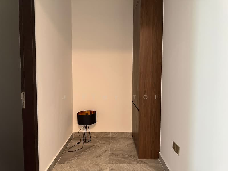 The Commodore Condominium For Sale at S$ 1,380,000 | PropertyGuru Singapore - Interior