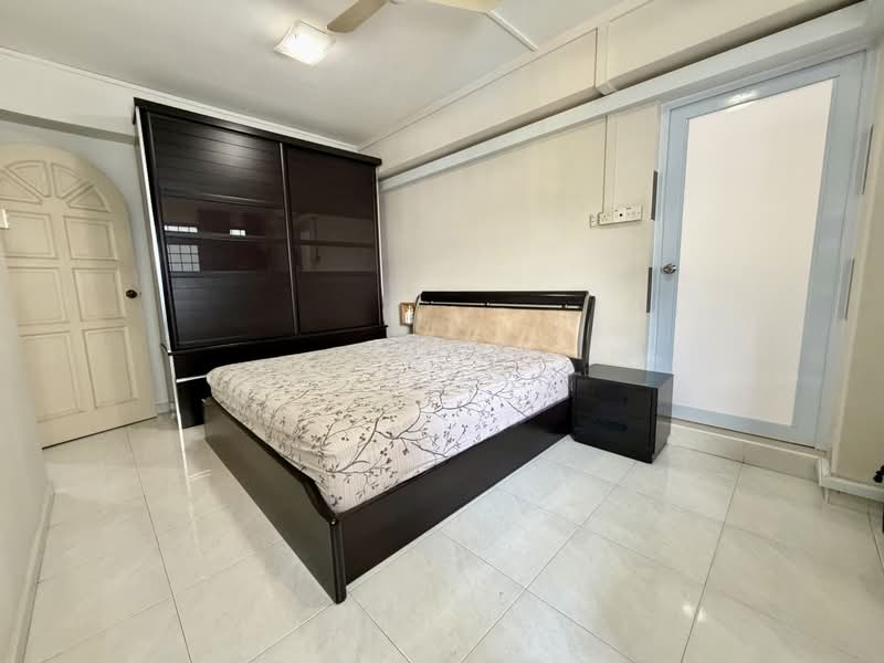 504 Woodlands Drive 14 HDB Flat For Sale at S$ 698,000 | PropertyGuru Singapore - Bedroom