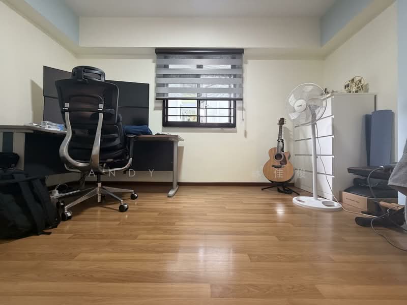 297A Compassvale Street HDB Flat For Sale at S$ 800,000 | PropertyGuru Singapore - Study