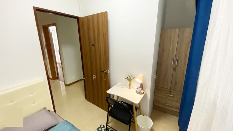 The Lakeshore, 31 Jurong West Street 41, Room Rental, 100 sqft, Condominium For Rent, by Maple Yap, 500066803 - CR5 - Available 8 Apr - PropertyGuru.com.sg