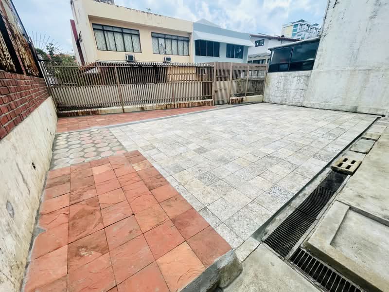 Free-Hold at Lorong Ong Lye, Lorong Ong Lye, 5 Bedrooms, 3,129 sqft, Semi-Detached House For Sale, by Marc Lee, 500066804 - Basement courtyard - PropertyGuru.com.sg