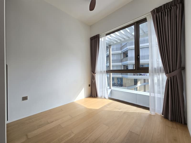 The Reef at King's Dock Condominium For Sale at S$ 3,600,000 | PropertyGuru Singapore - Common Bedroom