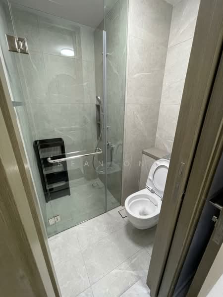 One-North Eden, 10 Slim Barracks Rise, Room Rental, 100 sqft, Condominium For Rent, by Sean Ong, 500066810 - Bathroom - PropertyGuru.com.sg