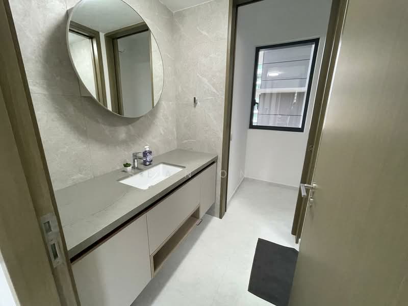 One-North Eden, 10 Slim Barracks Rise, Room Rental, 100 sqft, Condominium For Rent, by Sean Ong, 500066810 - Bathroom - PropertyGuru.com.sg