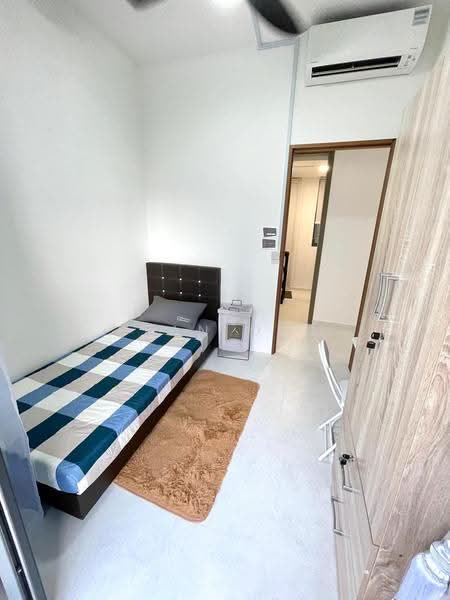 One-North Eden, 10 Slim Barracks Rise, Buona Vista / West Coast / Clementi New Town, Room Rental, 80 sqft, Condominium For Rent, by Sean Ong, 500066810 - Bedroom - PropertyGuru.com.sg