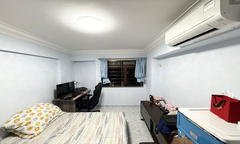 322C Anchorvale Drive HDB Flat For Sale at S$ 798,000 | PropertyGuru Singapore - Bedroom