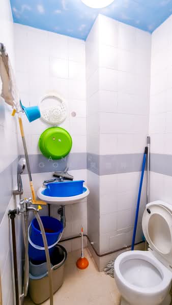 Astoria Park, 34 Lorong Mydin, Room Rental, 100 sqft, Condominium For Rent, by Andrea Goh 吴雪婷, 500066820 - Bathroom - PropertyGuru.com.sg