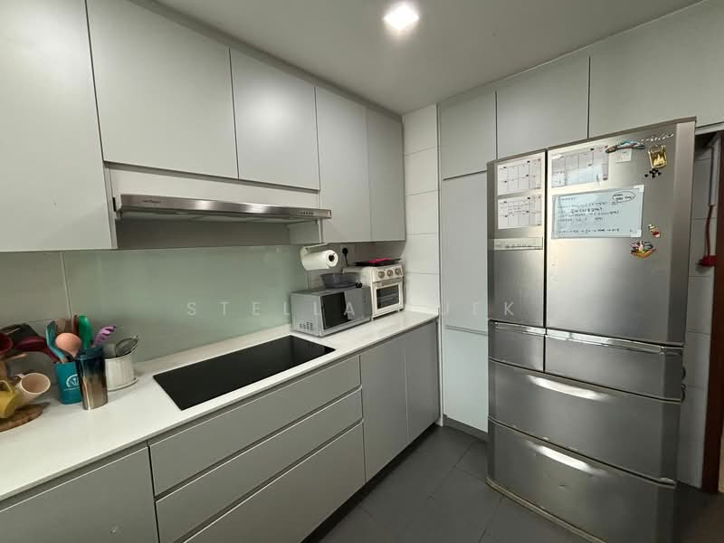 Park Green, 2 Rivervale Link, 3 Bedrooms, 1,530 sqft, Condominium For Rent, by Stella Kuek, 500066830 - Kitchen - PropertyGuru.com.sg