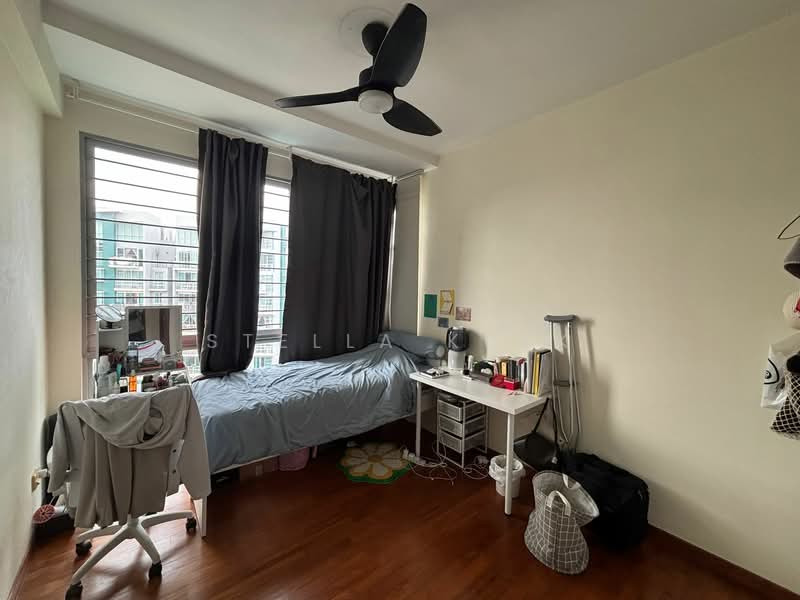 Park Green, 2 Rivervale Link, 3 Bedrooms, 1,530 sqft, Condominium For Rent, by Stella Kuek, 500066830 - Bedroom - PropertyGuru.com.sg