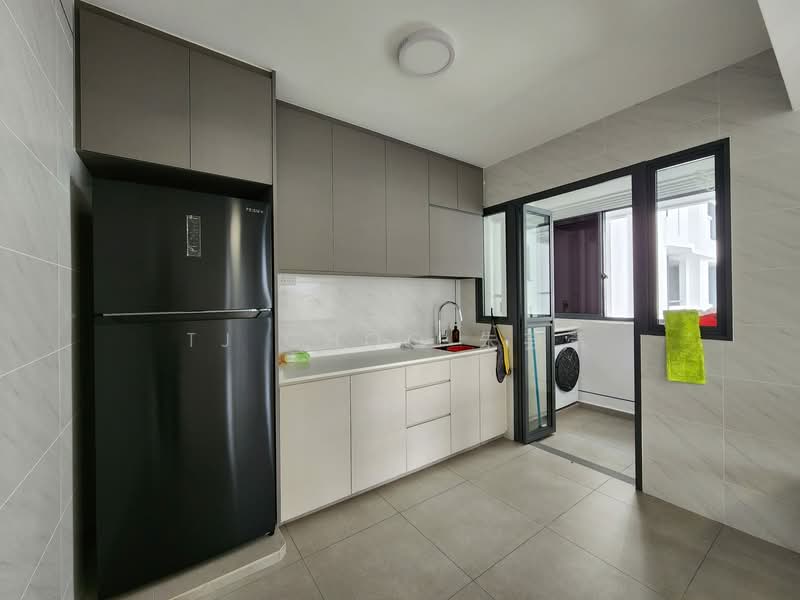 573B Woodlands Glen, 573B Woodlands Drive 16, Room Rental, 300 sqft, HDB Flat For Rent, by TJ Choo 朱芸苇, 500066834 - Kitchen - PropertyGuru.com.sg