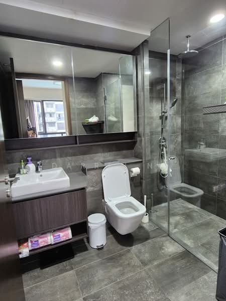 Grandeur Park Residences, 9 Bedok South Avenue 3, 2 Bedrooms, 667 sqft, Condominium For Rent, by Darren Ng, 500066851 - Bathroom - PropertyGuru.com.sg