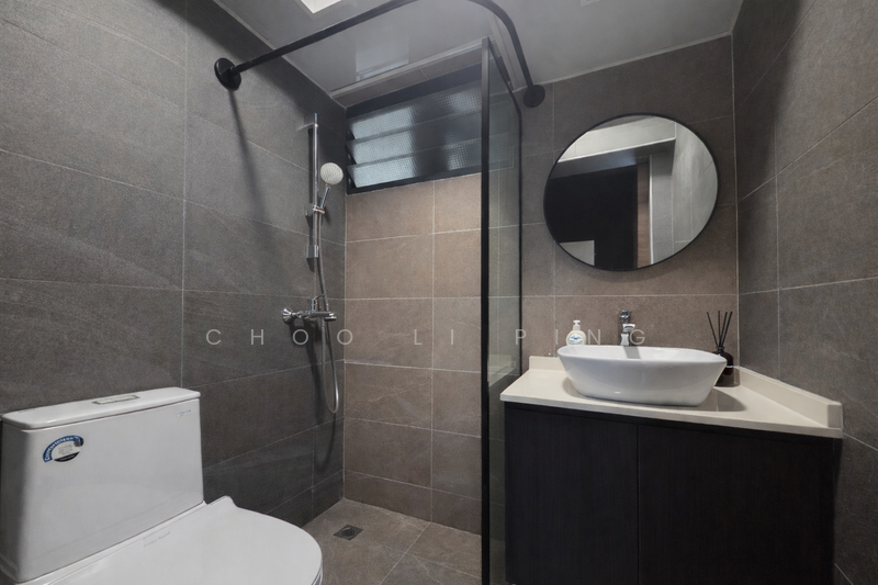 310A Punggol Walk HDB Flat For Sale at S$ 750,000 | PropertyGuru Singapore - Bathroom