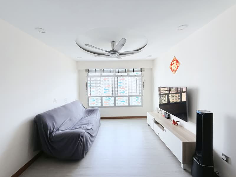 453C Fernvale Road HDB Flat For Sale at S$ 688,888 | PropertyGuru Singapore - Living Room