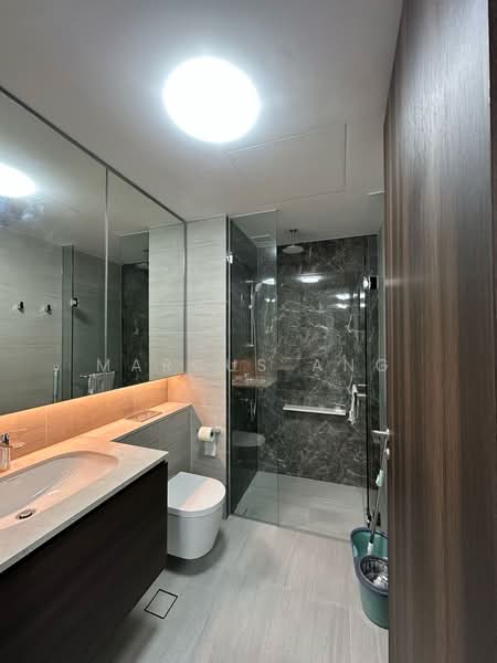 Pasir Ris 8, 8 Pasir Ris Drive 8, 2 Bedrooms, 710 sqft, Apartment For Rent, by Marcus Ang, 500066862 - Bathroom - PropertyGuru.com.sg