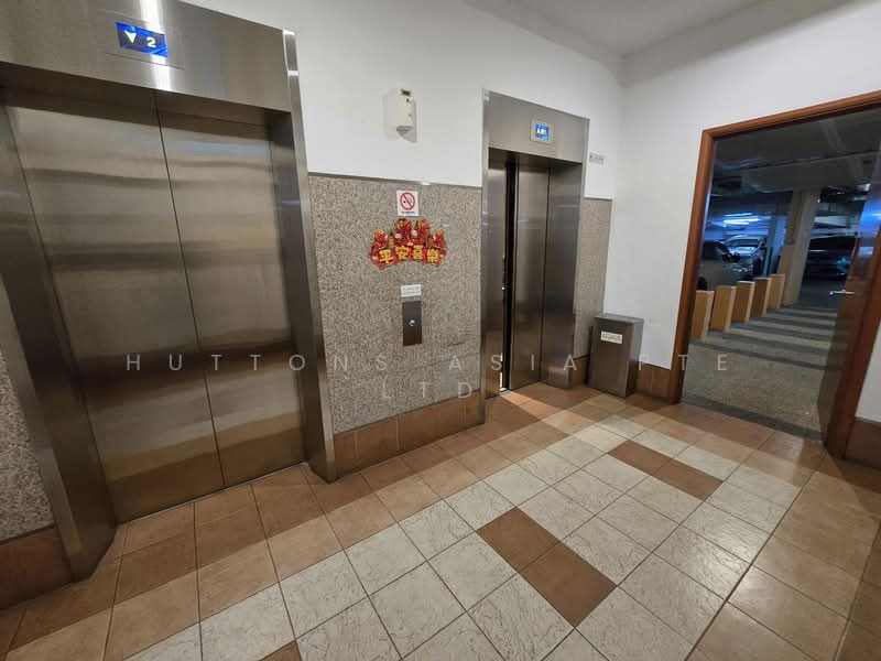 Lilydale Condominium For Sale at S$ 1,180,000 | PropertyGuru Singapore - Corridor