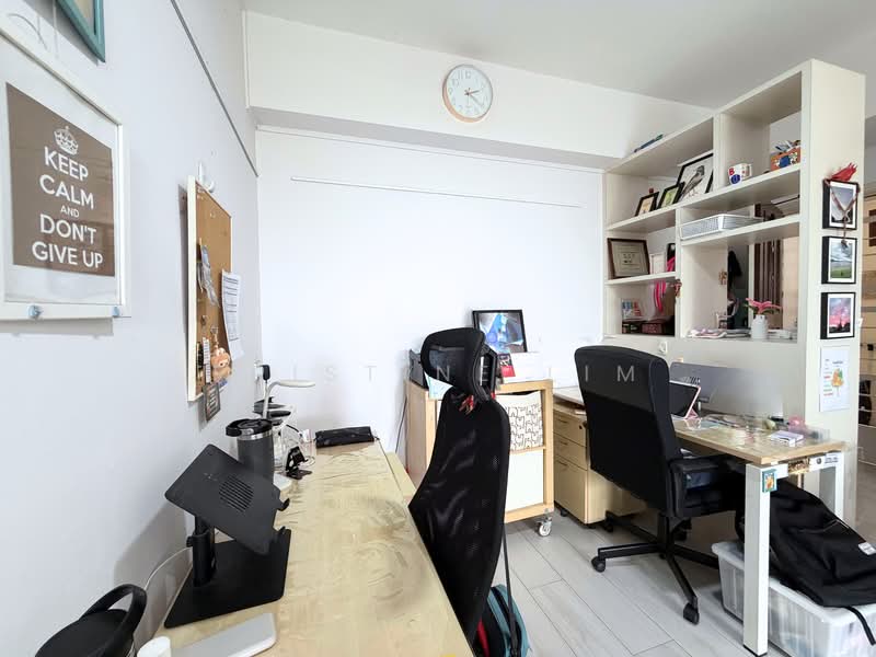 Castle Green Condominium For Sale at S$ 1,650,000 | PropertyGuru Singapore - Study