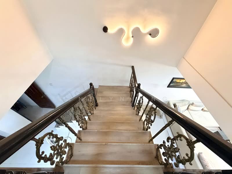 133 Lorong Ah Soo HDB Flat For Sale at S$ 980,000 | PropertyGuru Singapore - Interior