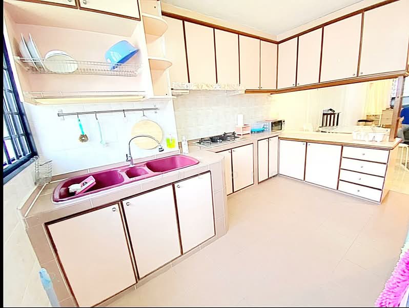 364 Clementi Avenue 2, 364 Clementi Avenue 2, 2 Bedrooms, 721 sqft, HDB Flat For Rent, by Wayne Ong, 500066887 - Kitchen - PropertyGuru.com.sg